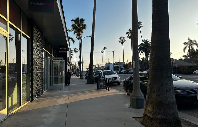 Compensation Trends in Los Angeles vs. the Nation.